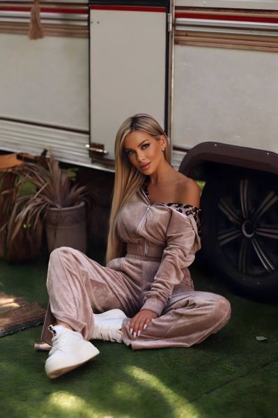 Екип Vogue Elegance beige