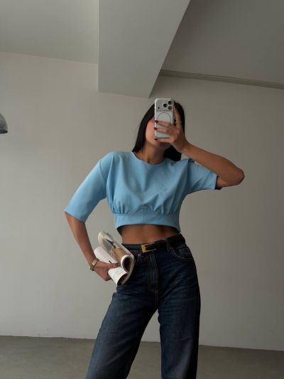 Топ Lily Black